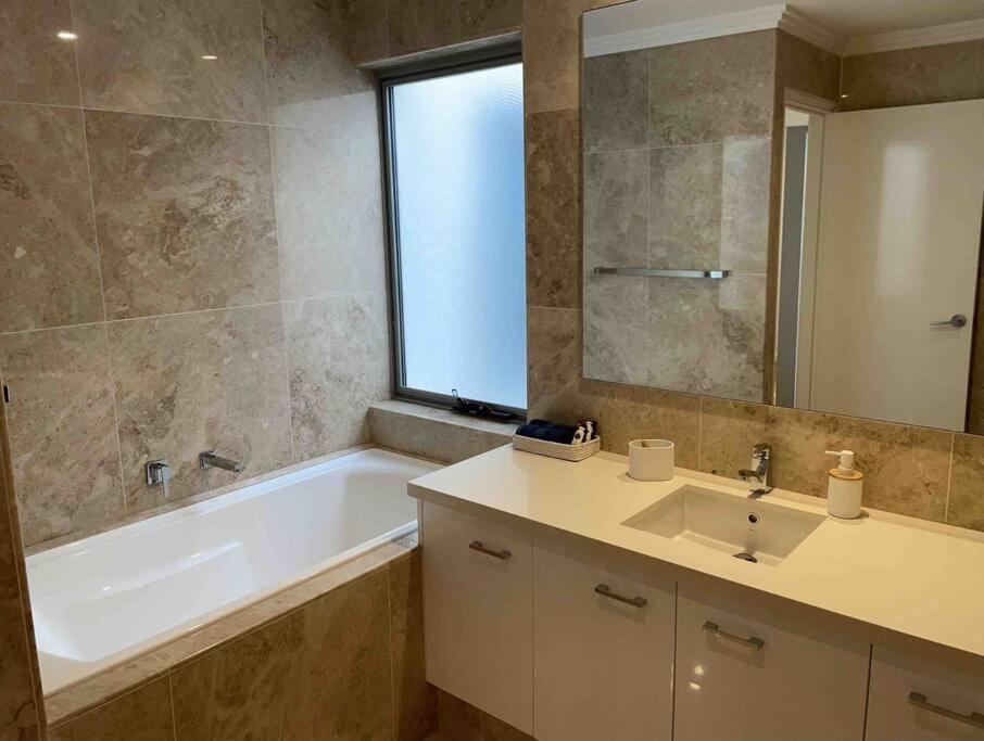 Canal Vista Mandurah Ngoại thất bức ảnh